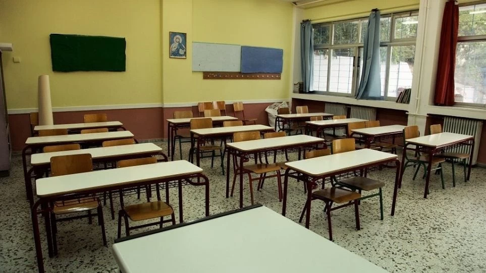 Ξυλοδαρμός 11χρονου στους Αμπελόκηπους: Μαρτυρία μητέρας για την επίθεση του πατέρα – «Του έριχνε κλωτσιές»